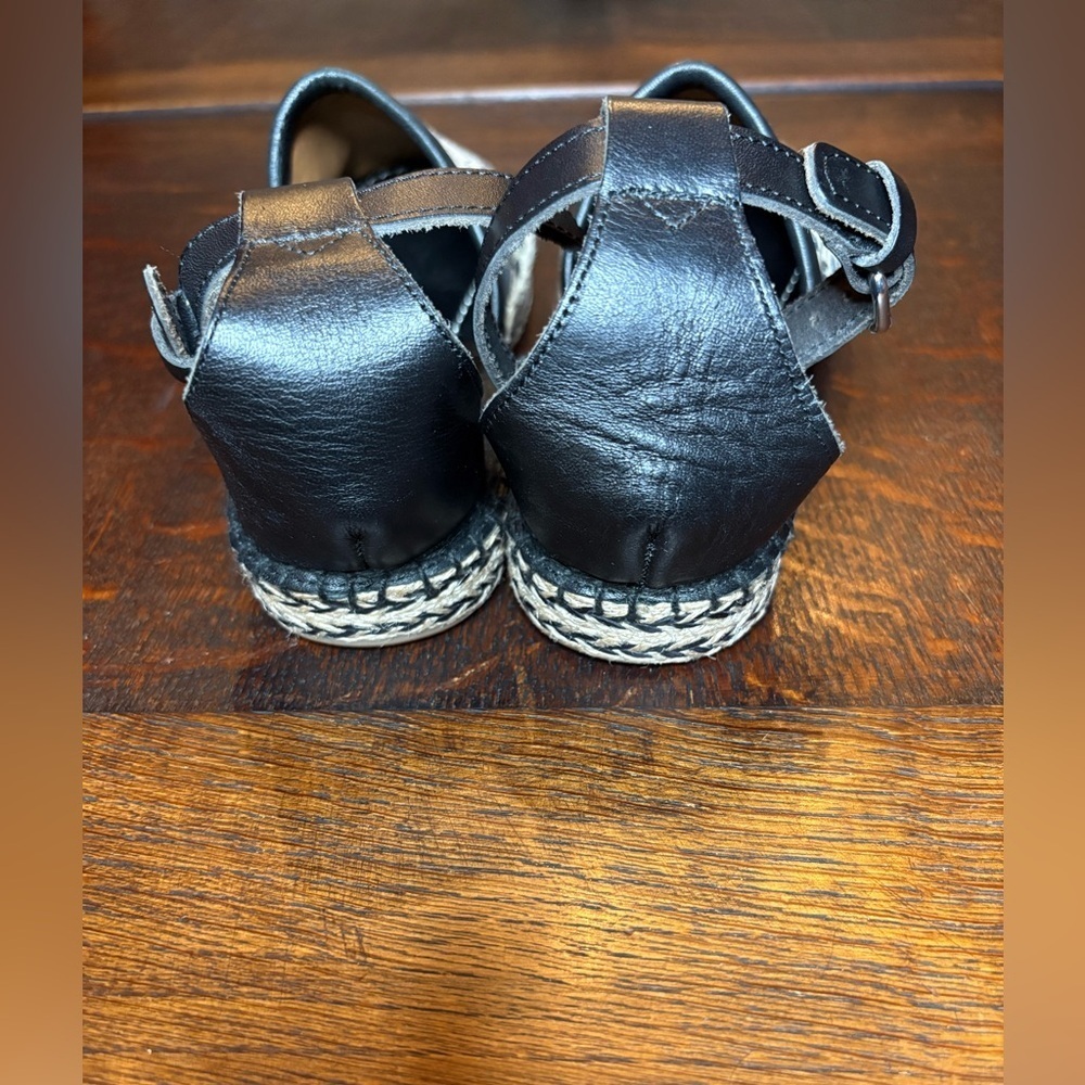 ISABEL MARANT- CARLYCE PRINTED CANVAS AND LEATHER ESPADRILLES IN ECRU. Size 36 - Picture 6 of 7